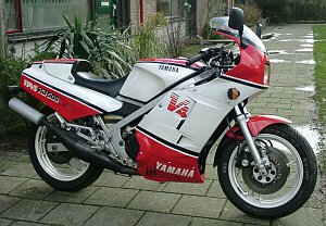 1985 RD500LC