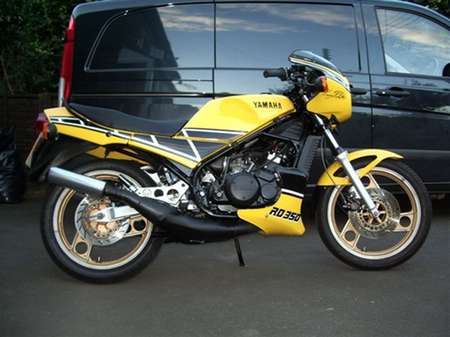 Kenny RD350 Side Shot