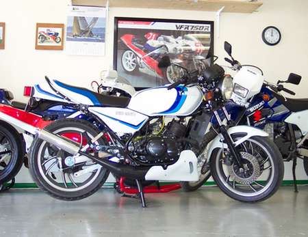 1981 RD350H (LC) With AFE Decals (Clear Coated)